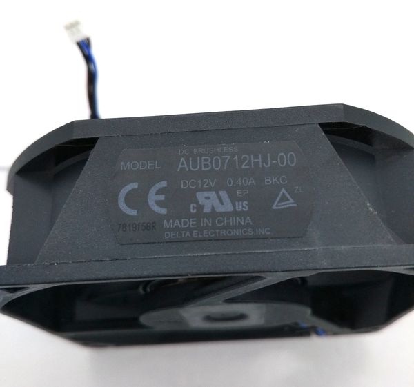 новый оригинальный delta aub0712hj-00 dc12v 0.40 a 70x70x25mm 3 линии для вентилятора охлаждения проектора
новый оригинальный delta aub0712hj-00 dc12v 0.40 a 70x70x25mm 3 линии для вентилятора охлаждения проектора
