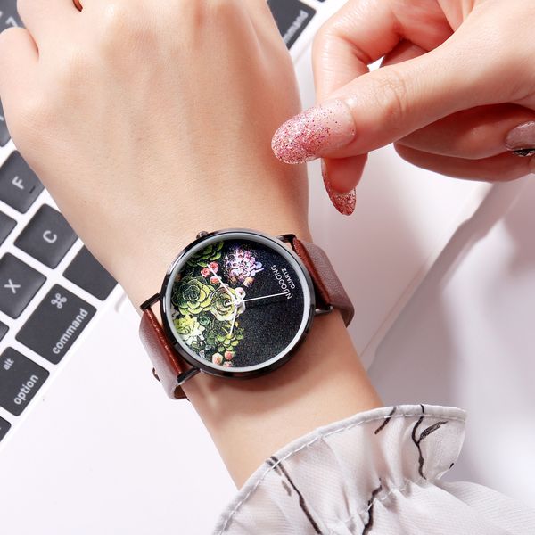 japan life resistant nuodong movt floral pc21 case water design black watch women relogio feminino upalf, Slivery;brown
japan life resistant nuodong movt floral pc21 case water design black watch women relogio feminino upalf, Slivery;brown