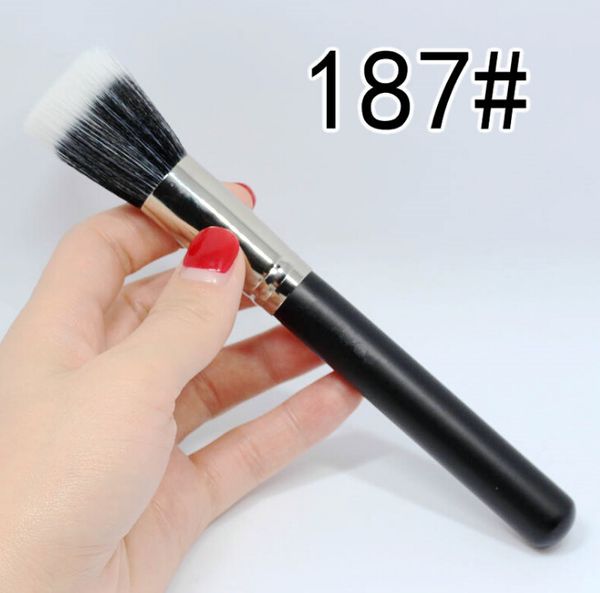 новое прибытие brand m flat top brush жидкая основа или контурная щетка №187 бесплатная доставка
новое прибытие brand m flat top brush жидкая основа или контурная щетка №187 бесплатная доставка