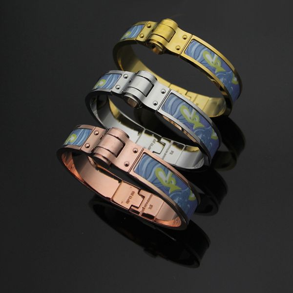 H Франк пряжка браслет H Braceletbangle женская мода титана высокое качество ювелирных изделий 12 мм ширина 18 к позолоченный клей для женщин 5.5*4.3 см
H Франк пряжка браслет H Braceletbangle женская мода титана высокое качество ювелирных изделий 12 мм ширина 18 к позолоченный клей для женщин 5.5*4.3 см