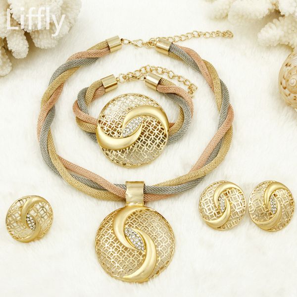 2018 fashion elegant women gifts tri-color necklace bracelet earrings ring charm wedding engagement crystal pendant jewelry sets, Silver
2018 fashion elegant women gifts tri-color necklace bracelet earrings ring charm wedding engagement crystal pendant jewelry sets, Silver
