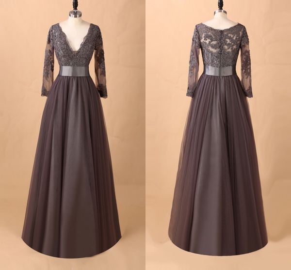 deep v neck plus sizer mother of the bride groom dresses long sleeves hollow back applique tulle prom evening dress, Black;red
deep v neck plus sizer mother of the bride groom dresses long sleeves hollow back applique tulle prom evening dress, Black;red