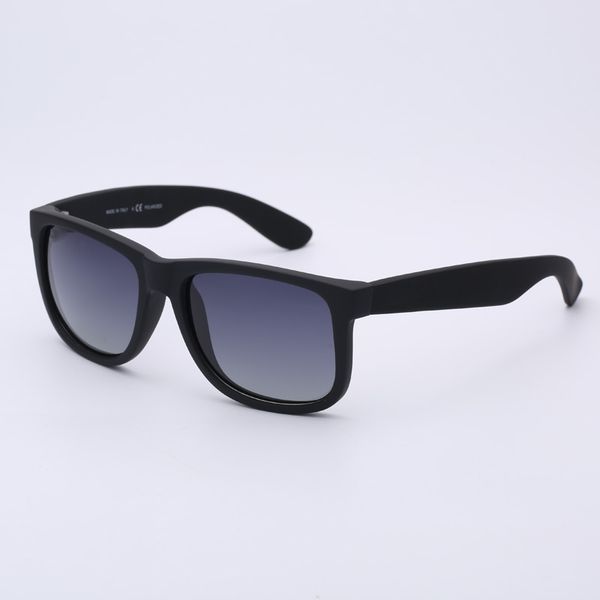 fashion designer sunglasses brand justin model driving polarized lenses man woman with leather case packages, accessories, White;black
fashion designer sunglasses brand justin model driving polarized lenses man woman with leather case packages, accessories, White;black