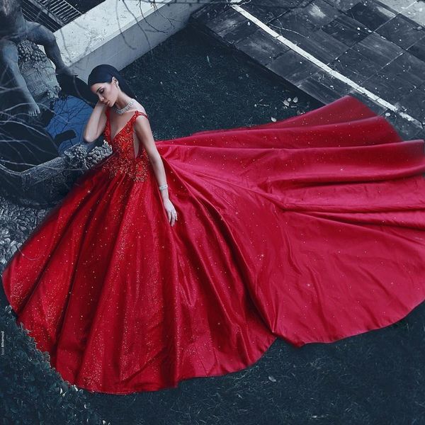 red 2018 prom dresses long deep v neck appliques long train celebrity evening dress satin sequins bead back bridal gownss, Black
red 2018 prom dresses long deep v neck appliques long train celebrity evening dress satin sequins bead back bridal gownss, Black