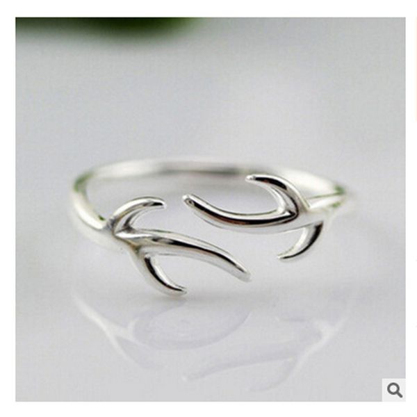 simple luxury 925 sterling silver rings for women refinement smooth christmas antlers wedding ring open jewelry bague femme, Golden;silver
simple luxury 925 sterling silver rings for women refinement smooth christmas antlers wedding ring open jewelry bague femme, Golden;silver