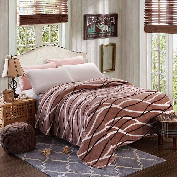 200x230cm throw blanket/fleece blanket on the bed ,soft winter flannel blanket for sofa warm bedspread 120
200x230cm throw blanket/fleece blanket on the bed ,soft winter flannel blanket for sofa warm bedspread 120