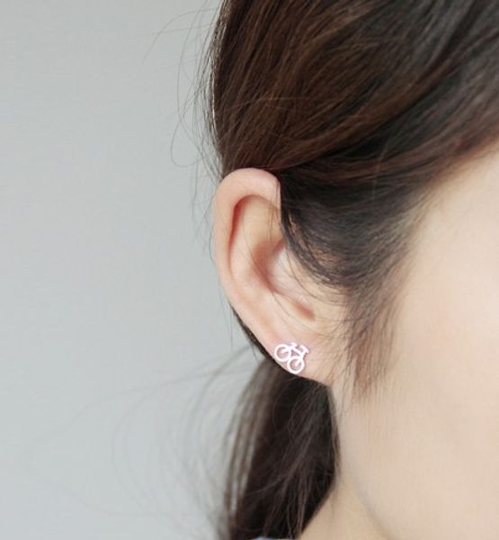 s925 stud earrings girls /ladies cute mini bike silver sterling ear studs fashion earrings, Golden;silver
s925 stud earrings girls /ladies cute mini bike silver sterling ear studs fashion earrings, Golden;silver