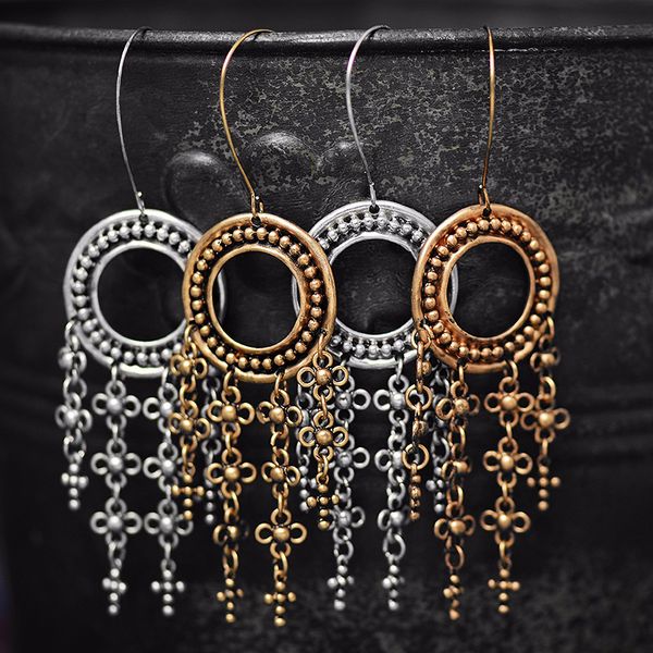 creative new retro dangle earrings european and american fine arts and crafts metal hollow pattern earrings fashion women girls jewelry gift
creative new retro dangle earrings european and american fine arts and crafts metal hollow pattern earrings fashion women girls jewelry gift