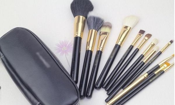 mc makeup brush set 12 pieces professional eye makeup brushes sets pink/black with logo
mc makeup brush set 12 pieces professional eye makeup brushes sets pink/black with logo
