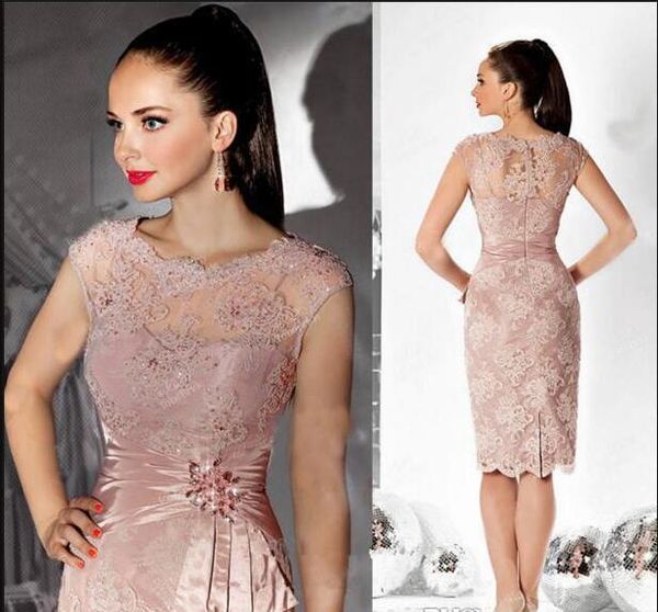 elegant short sheath mother of the bride dresses scallop neck applique lace crystal knee length evening gowns plus size wedding guest dress, Black;red
elegant short sheath mother of the bride dresses scallop neck applique lace crystal knee length evening gowns plus size wedding guest dress, Black;red