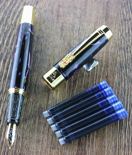 dika wen colour medium and fine fountain pen business office daily affairs students learn professional pen
dika wen colour medium and fine fountain pen business office daily affairs students learn professional pen