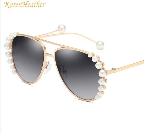 new fashion sunglasses, european and american toads, sunglasses, pearl street, sunglasses, White;black
new fashion sunglasses, european and american toads, sunglasses, pearl street, sunglasses, White;black
