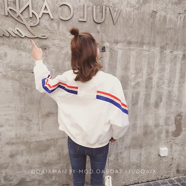 women sunscreen jacket stripe zipper pockets denim 2018 ladies loose windbreaker simple splice o-neck fashion jackets, Black;brown
women sunscreen jacket stripe zipper pockets denim 2018 ladies loose windbreaker simple splice o-neck fashion jackets, Black;brown