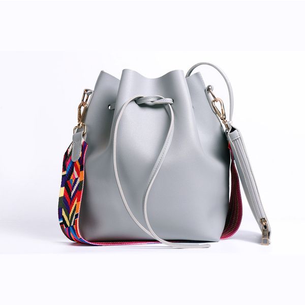 2018 fashion women pu leather handbags bucket messenger bags for female solid red color luxury shoulder bags string a009
2018 fashion women pu leather handbags bucket messenger bags for female solid red color luxury shoulder bags string a009
