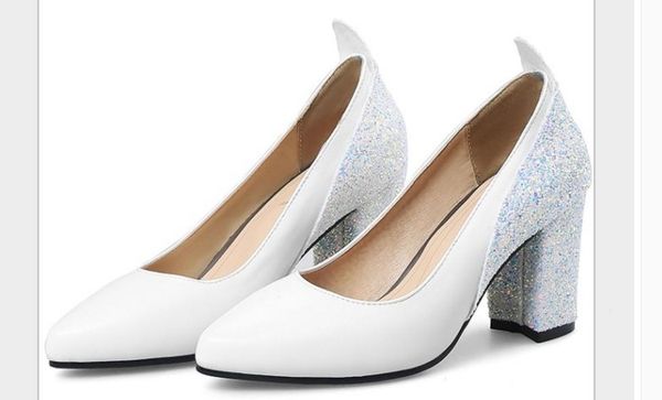 send spring and autumn new style paillette pointed end coarse heel single shoes woman high-heeled shoes, Black
send spring and autumn new style paillette pointed end coarse heel single shoes woman high-heeled shoes, Black