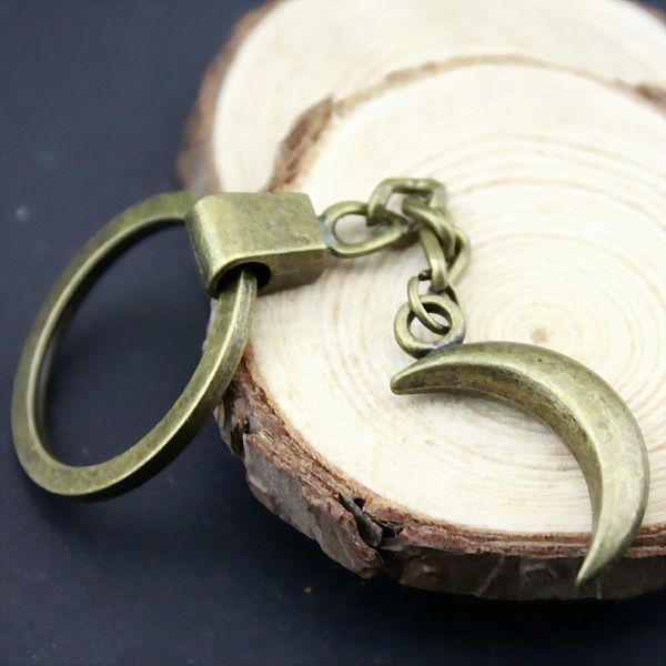 6 pieces key chain women key rings couple keychain for keys moon 31x14mm, Slivery;golden
6 pieces key chain women key rings couple keychain for keys moon 31x14mm, Slivery;golden