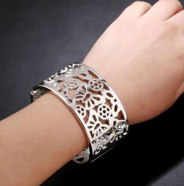 fashion floral pattern wide bangle bracelets gold /silver tone cuff bracelets for womens bangle cuff bracelets, Black
fashion floral pattern wide bangle bracelets gold /silver tone cuff bracelets for womens bangle cuff bracelets, Black