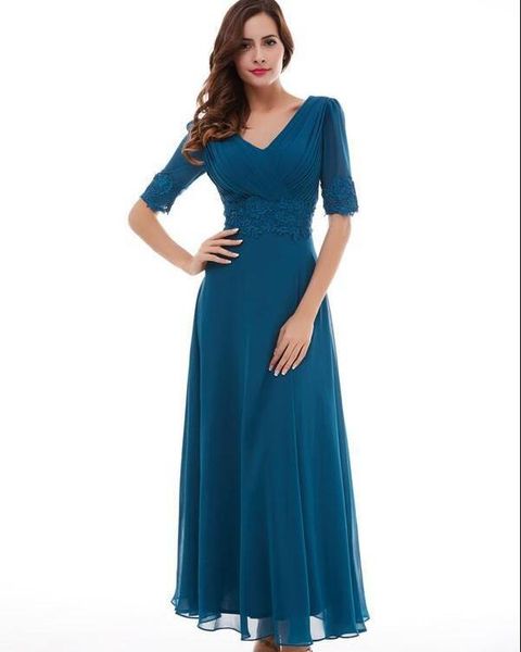 blue pleated chifffon mother of the bride dresses lace 2018 v neck applique half sleeves ruched zipper back prom gowns floor length, Black;red
blue pleated chifffon mother of the bride dresses lace 2018 v neck applique half sleeves ruched zipper back prom gowns floor length, Black;red