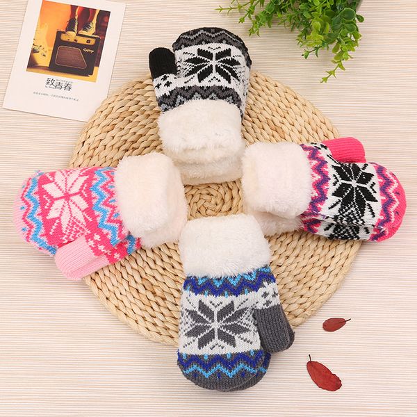 thicken baby knitted mittens kids outdoor ski gloves soft winter warm casual deer snowflake printed boys girls winproof children gloves, White
thicken baby knitted mittens kids outdoor ski gloves soft winter warm casual deer snowflake printed boys girls winproof children gloves, White