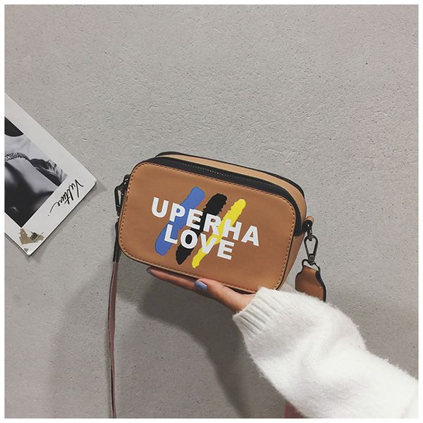 2018 wholesale stripes letters bags ladies single shoulder messenger bags cross body purse bags jinshiwanggong //9
2018 wholesale stripes letters bags ladies single shoulder messenger bags cross body purse bags jinshiwanggong //9