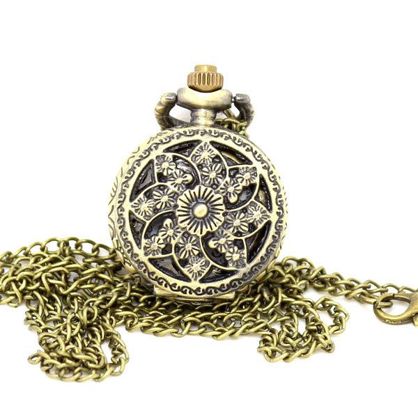

fashion star vintage flower quartz pocket watch hollow out alloy fob clock arabic numerals man watches woman xmas gift, Slivery;golden