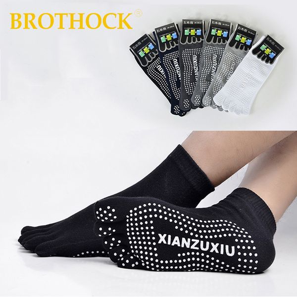 brothock men cotton breathable non-slip yoga socks cotton yoga deodorant wings socks 5 toe ciclismo male pattern 4 colors, Black
brothock men cotton breathable non-slip yoga socks cotton yoga deodorant wings socks 5 toe ciclismo male pattern 4 colors, Black