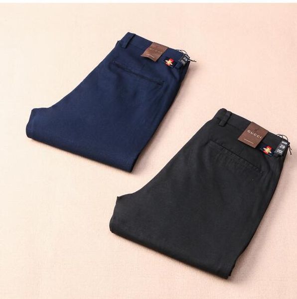 (оптом / в розницу) повседневные брюки из эластичного хлопка.
(оптом / в розницу) повседневные брюки из эластичного хлопка.