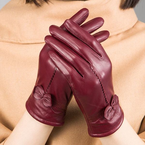 high-grade genuine fashion winter leather female thickening multiple colour gloves women gloves ee104, Blue;gray
high-grade genuine fashion winter leather female thickening multiple colour gloves women gloves ee104, Blue;gray