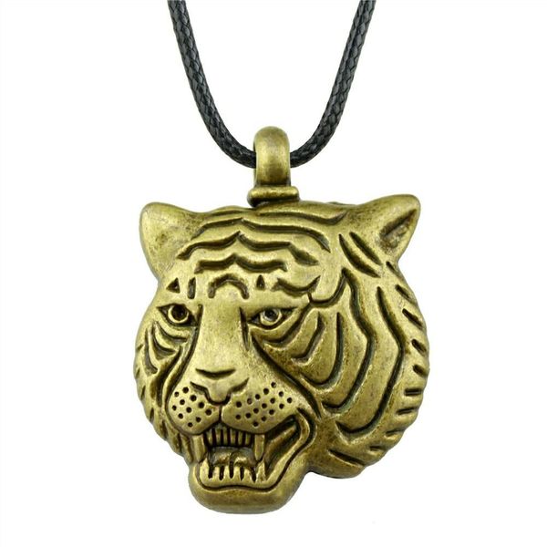 wysiwyg 5 pieces leather chain necklaces pendants choker collar women necklace jewelry tiger 45x34mm n6-a11219, Golden;silver
wysiwyg 5 pieces leather chain necklaces pendants choker collar women necklace jewelry tiger 45x34mm n6-a11219, Golden;silver