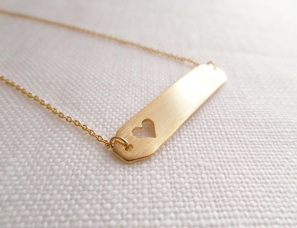 30pcs gold/silver love heart tag necklaces simple bar with hollow love heart necklaces for lovers couple
30pcs gold/silver love heart tag necklaces simple bar with hollow love heart necklaces for lovers couple