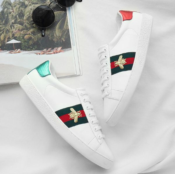 2017 Ace Leather embroidery women small white shoes Fall fashion Sneakers Bee flat casual shoes sneakers
2017 Ace Leather embroidery women small white shoes Fall fashion Sneakers Bee flat casual shoes sneakers