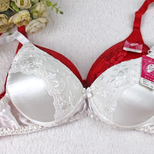 women push up bras wireless seamless natural silk three quarters lace thin padded underwear lingine, Red;black
women push up bras wireless seamless natural silk three quarters lace thin padded underwear lingine, Red;black