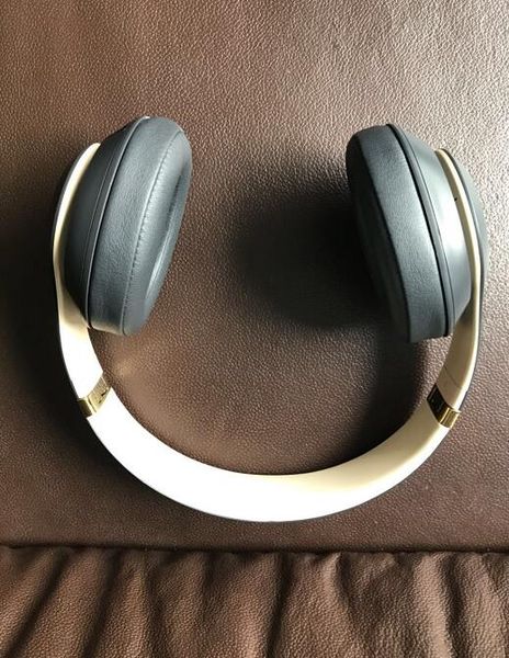 

Chri tma gift 3 0 wirele bluetooth headphone 2018 tu 3 head et with retail box mu ician tudio headphone