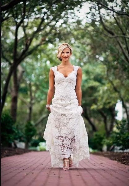 2018 full lace wedding dresses country style pluging v-neck cap sleeves rhomboid backless a line vintage custom made bridal gowns, White
2018 full lace wedding dresses country style pluging v-neck cap sleeves rhomboid backless a line vintage custom made bridal gowns, White