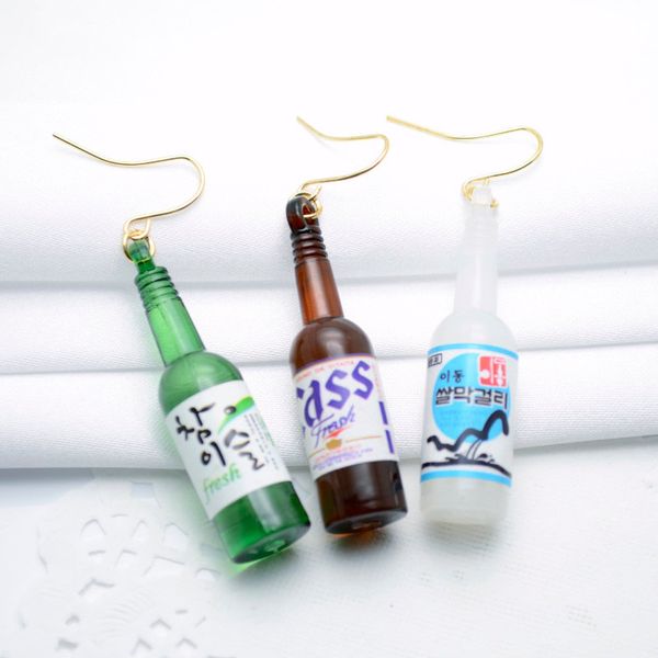 2018 new personalized beer bottle shaped drop earring acrylic harajuku sake earrings allergy jewelry designer ear rings, Golden
2018 new personalized beer bottle shaped drop earring acrylic harajuku sake earrings allergy jewelry designer ear rings, Golden