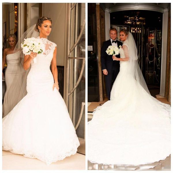 high neck mermaid bridal wedding dresses slim lace appliques sleeveless custom bridal gowns 2018 vintage garden wedding party dress, White
high neck mermaid bridal wedding dresses slim lace appliques sleeveless custom bridal gowns 2018 vintage garden wedding party dress, White