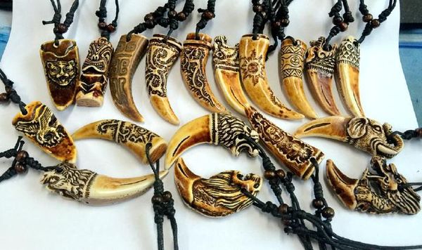 18 pcs vintage styles imitation yak bone tooth pendants yak bone animal tooth pendants necklace, Silver
18 pcs vintage styles imitation yak bone tooth pendants yak bone animal tooth pendants necklace, Silver
