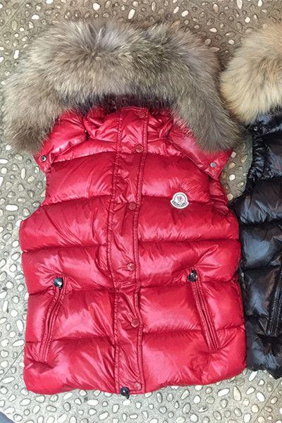 branded women hooded big fur collar down waistcoat designer lady double side pocket short length sleeveless vest jacket warm coat, Black
branded women hooded big fur collar down waistcoat designer lady double side pocket short length sleeveless vest jacket warm coat, Black