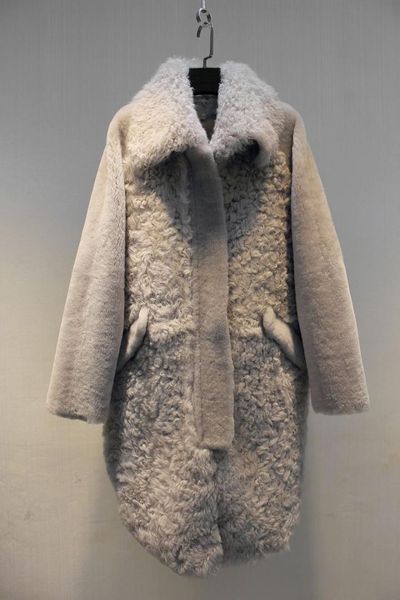 2018 women's winter fashion casual design sheep fur sheepskin leather lining wool surface jacket overcoat, Tan;black
2018 women's winter fashion casual design sheep fur sheepskin leather lining wool surface jacket overcoat, Tan;black