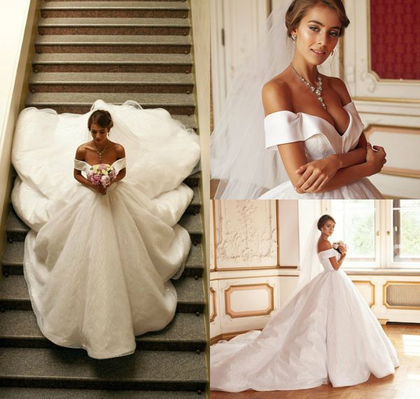 princess white wedding dresses off shoulder satin lace court train custom made a line robe de mariée luxury country wedding dress
princess white wedding dresses off shoulder satin lace court train custom made a line robe de mariée luxury country wedding dress