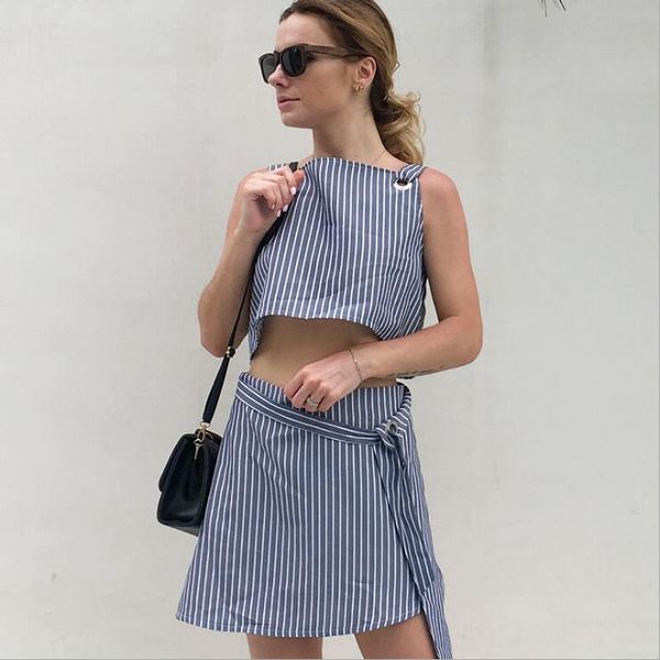 new fashion pattern women two piece dresses short striped dresses good quality sleeveless straps women two pieces suit, White
new fashion pattern women two piece dresses short striped dresses good quality sleeveless straps women two pieces suit, White