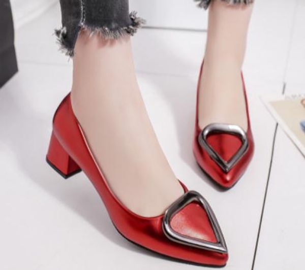 send 2018 spring new style korean pointed end shallow mouth women's single shoes middle heel coarse heel, Black
send 2018 spring new style korean pointed end shallow mouth women's single shoes middle heel coarse heel, Black