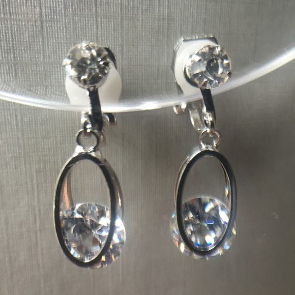 korean style cubic zirconia clip on earrings without piercing water drop prom ear clips earrings for women jewellry wedding, Silver
korean style cubic zirconia clip on earrings without piercing water drop prom ear clips earrings for women jewellry wedding, Silver