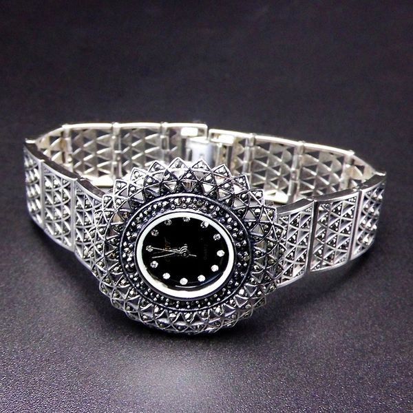 s925 sterling silver retro thai silver retro atmosphere watch ladies quartz watch wholesale female fashion bracelet, Golden;silver
s925 sterling silver retro thai silver retro atmosphere watch ladies quartz watch wholesale female fashion bracelet, Golden;silver