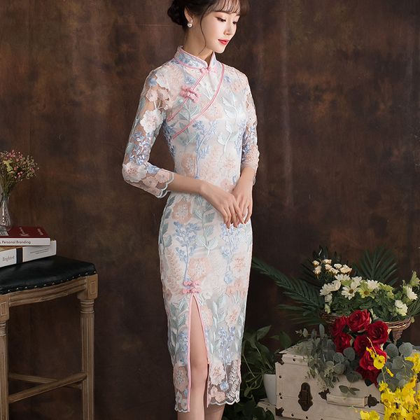 summer traditional lace chinese cheongsam long style qipao 2020 with 3/4 long sleeves formal gowns dresses for women, Blue;red
summer traditional lace chinese cheongsam long style qipao 2020 with 3/4 long sleeves formal gowns dresses for women, Blue;red