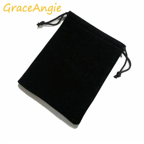 graceangie 5pcs/pack packaging with black velvet bag display good friends' festive banquet can be equipped jewelry accessories, Black;white
graceangie 5pcs/pack packaging with black velvet bag display good friends' festive banquet can be equipped jewelry accessories, Black;white