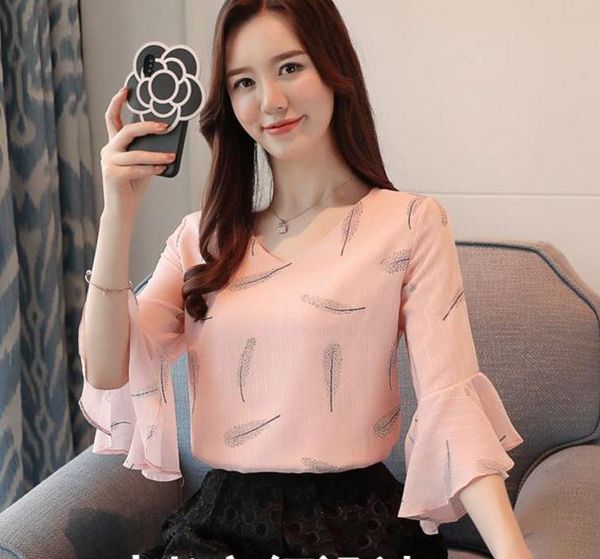 chiffon shirt short sleeves 2018 summer new style korean v collar loose and comfortable printed trumpet sleeves woman, White
chiffon shirt short sleeves 2018 summer new style korean v collar loose and comfortable printed trumpet sleeves woman, White