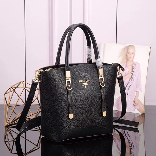 New brand fa hion leather handbag litchi grain cowhide totel bag ladie houlder cla ic fa hion women large capacity trip handlebag
New brand fa hion leather handbag litchi grain cowhide totel bag ladie houlder cla ic fa hion women large capacity trip handlebag