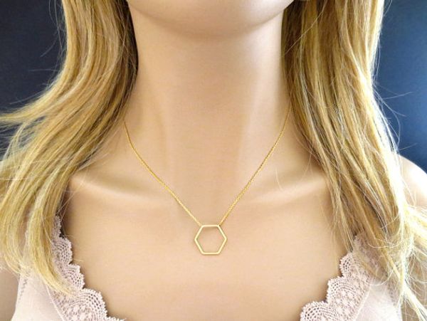 1pc geometric hexagon necklace fashion simple polygon contour long chain couple pendant ladies children can lucky woman mother men's fa, Silver
1pc geometric hexagon necklace fashion simple polygon contour long chain couple pendant ladies children can lucky woman mother men's fa, Silver