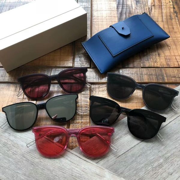 new mens sunglasses men sun glasses women sunglasses fashion style protects eyes gafas de sol lunettes de soleil with box7, White;black
new mens sunglasses men sun glasses women sunglasses fashion style protects eyes gafas de sol lunettes de soleil with box7, White;black